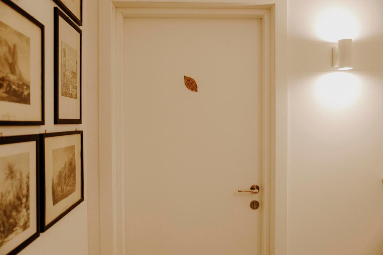 Petrarca17 Guest House A Due Passi Dal Mare แตร์ราชินา ภายนอก รูปภาพ